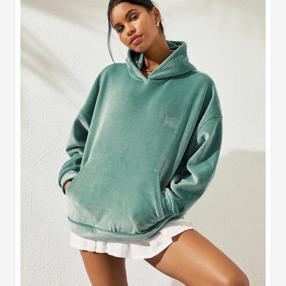ALO Yoga Tops - ALO baller velour ribbed hoodie